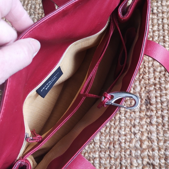 3 for $30 Peter Kent red leather bag - Picture 7 of 16